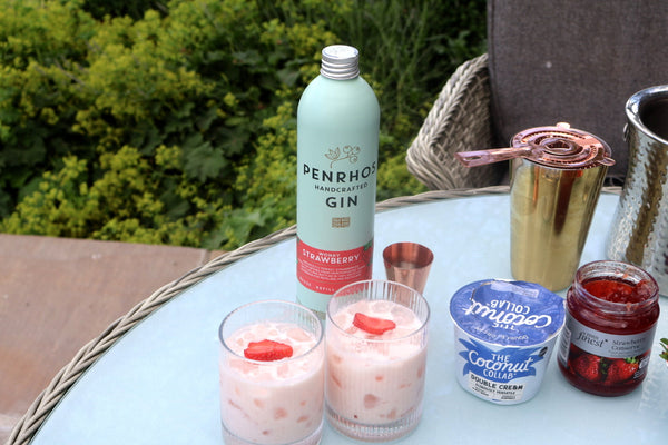 Strawberries and Cream Cocktail